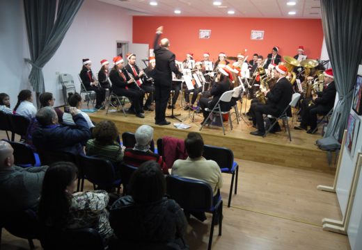 A Banda Xuvenil e a Banda de Música Isabel ll de Touro, protagonistas do Concerto de Nadal